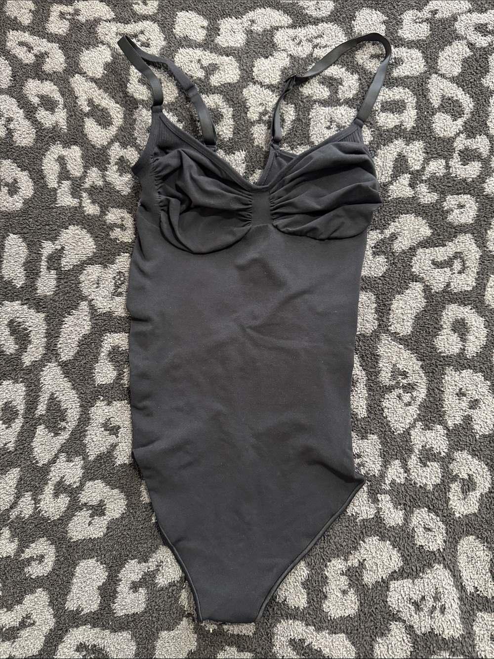 SKIMS Seamless Sculpt Thong Shaping Bodysuit - Onyx